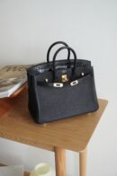 Birkin 25 Croco Epsom Black GHW
