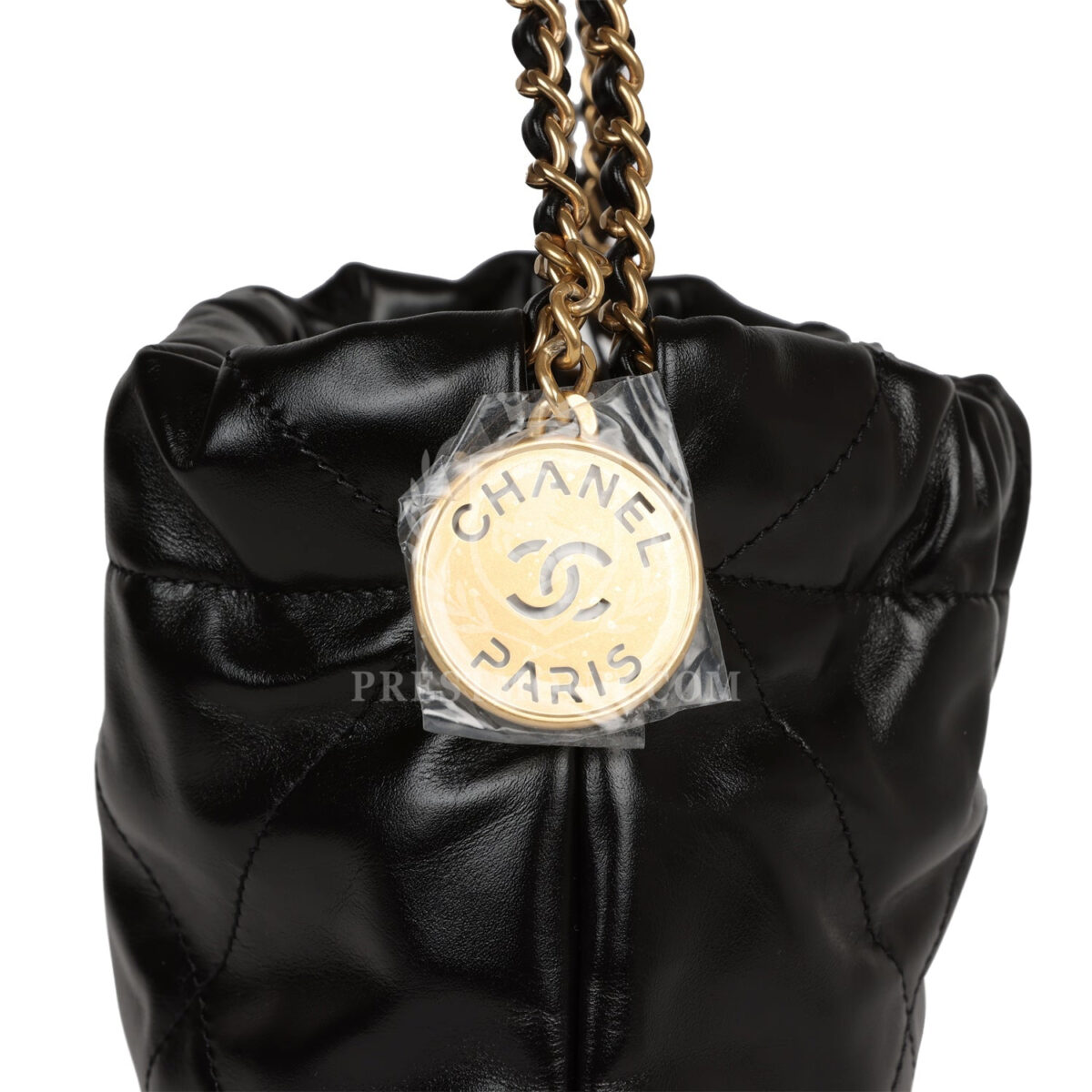 Chanel Mini 22 Bag Black Calfskin Gold Hardware — изображение 9
