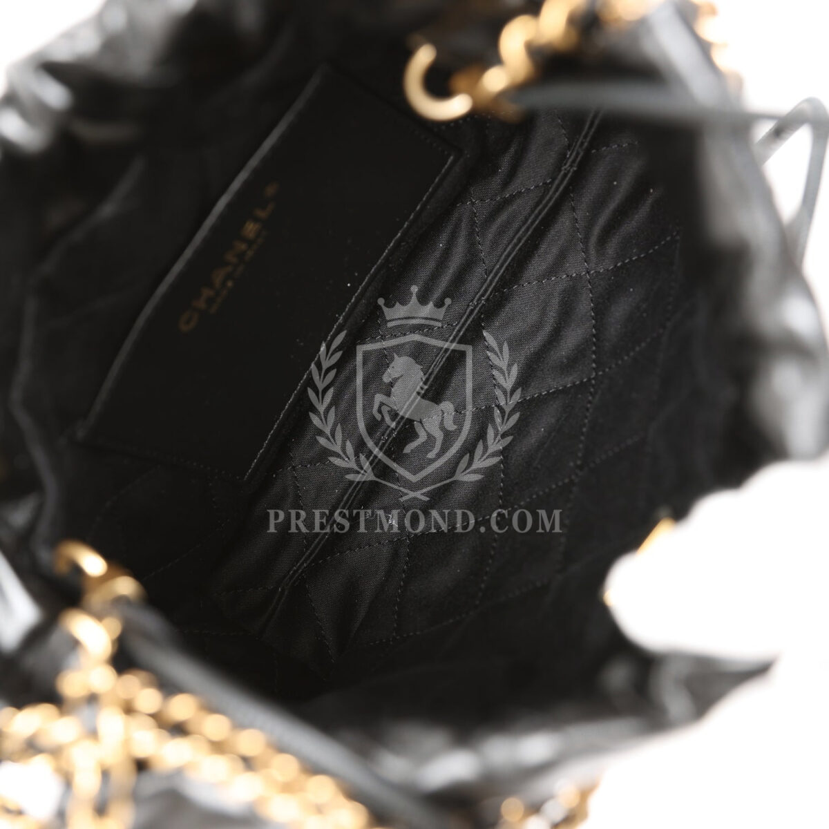Chanel Mini 22 Bag Black Calfskin Gold Hardware — изображение 10