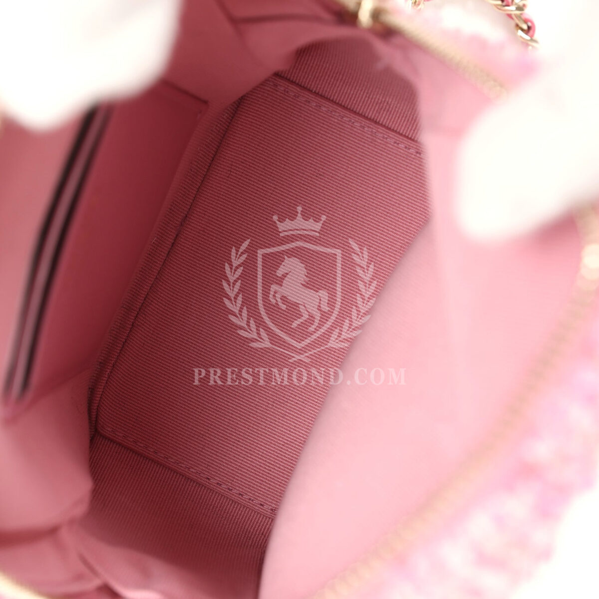 Chanel Mini Phone Holder Backpack with Chain Pink Multicolor Tweed Light Gold Hardware — изображение 11