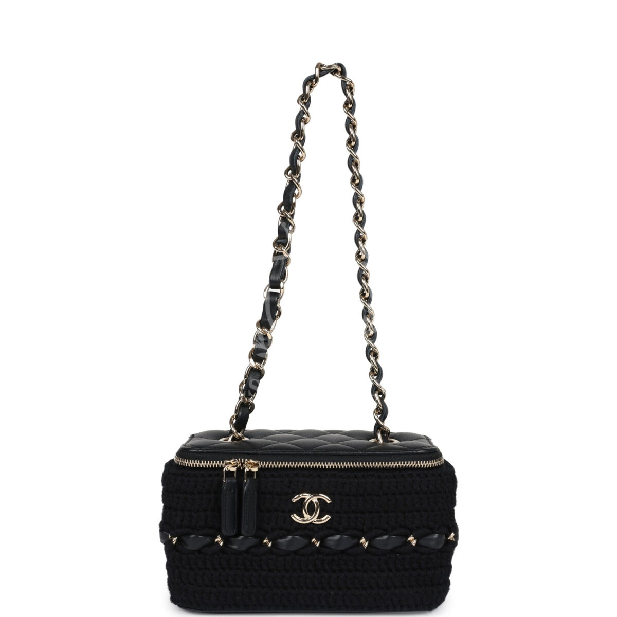 Chanel Small Vanity Case Black Crochet and Lambskin Light Gold Hardware — изображение 7