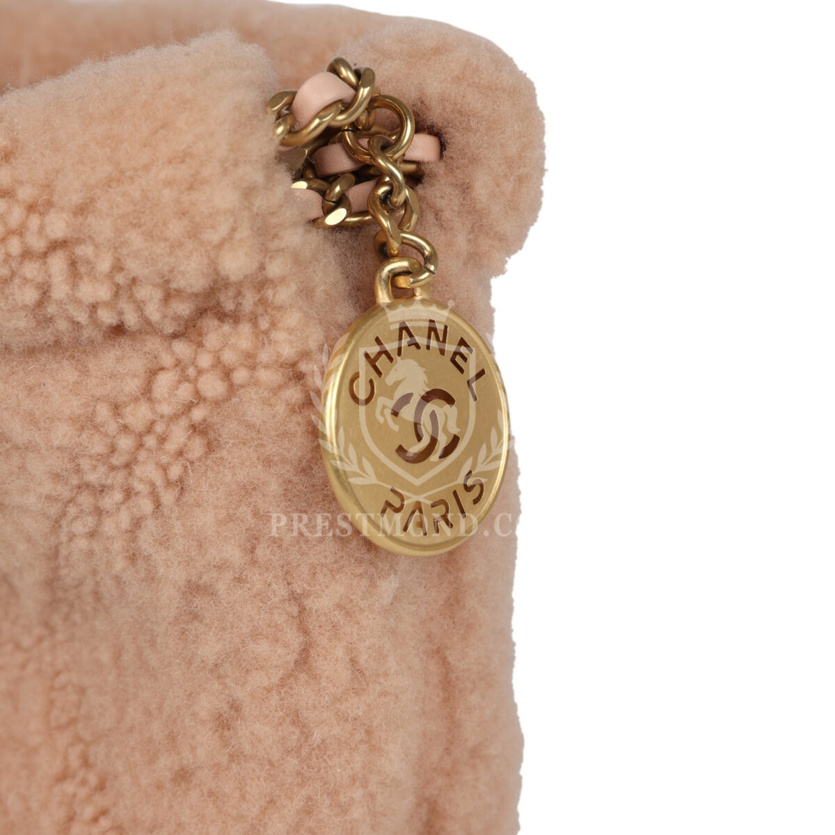Chanel Mini 22 Bag Light Pink Shearling Gold Hardware — изображение 6
