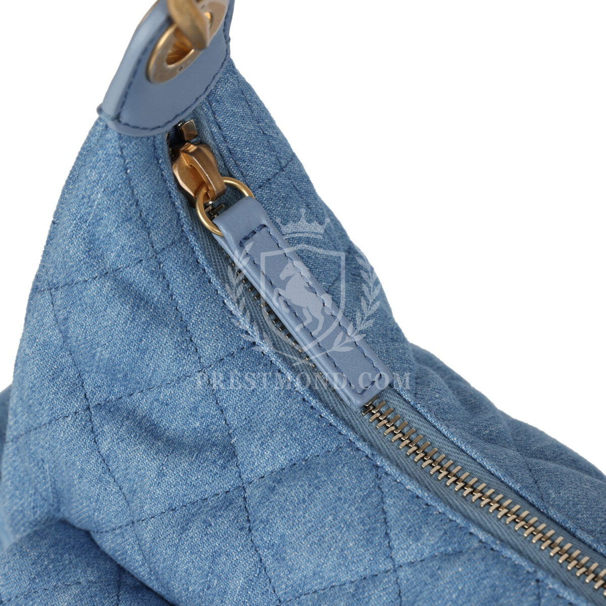 Chanel Large Cargo Hobo Bag Light Blue Washed Denim Brushed Gold Hardware — изображение 8