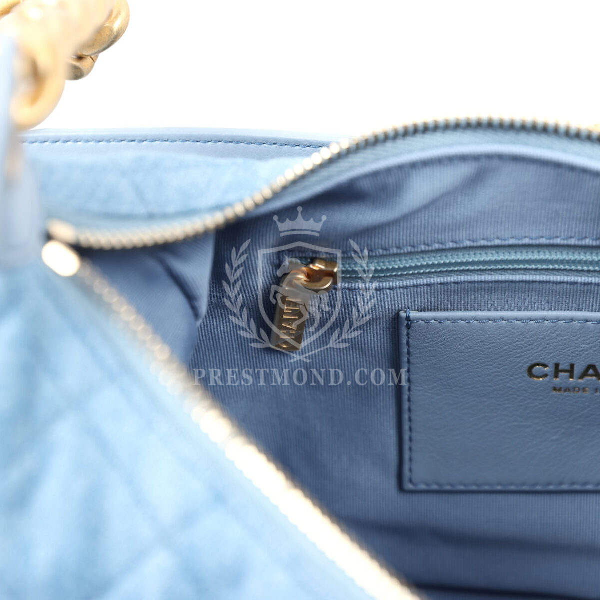 Chanel Large Cargo Hobo Bag Light Blue Washed Denim Brushed Gold Hardware — изображение 12