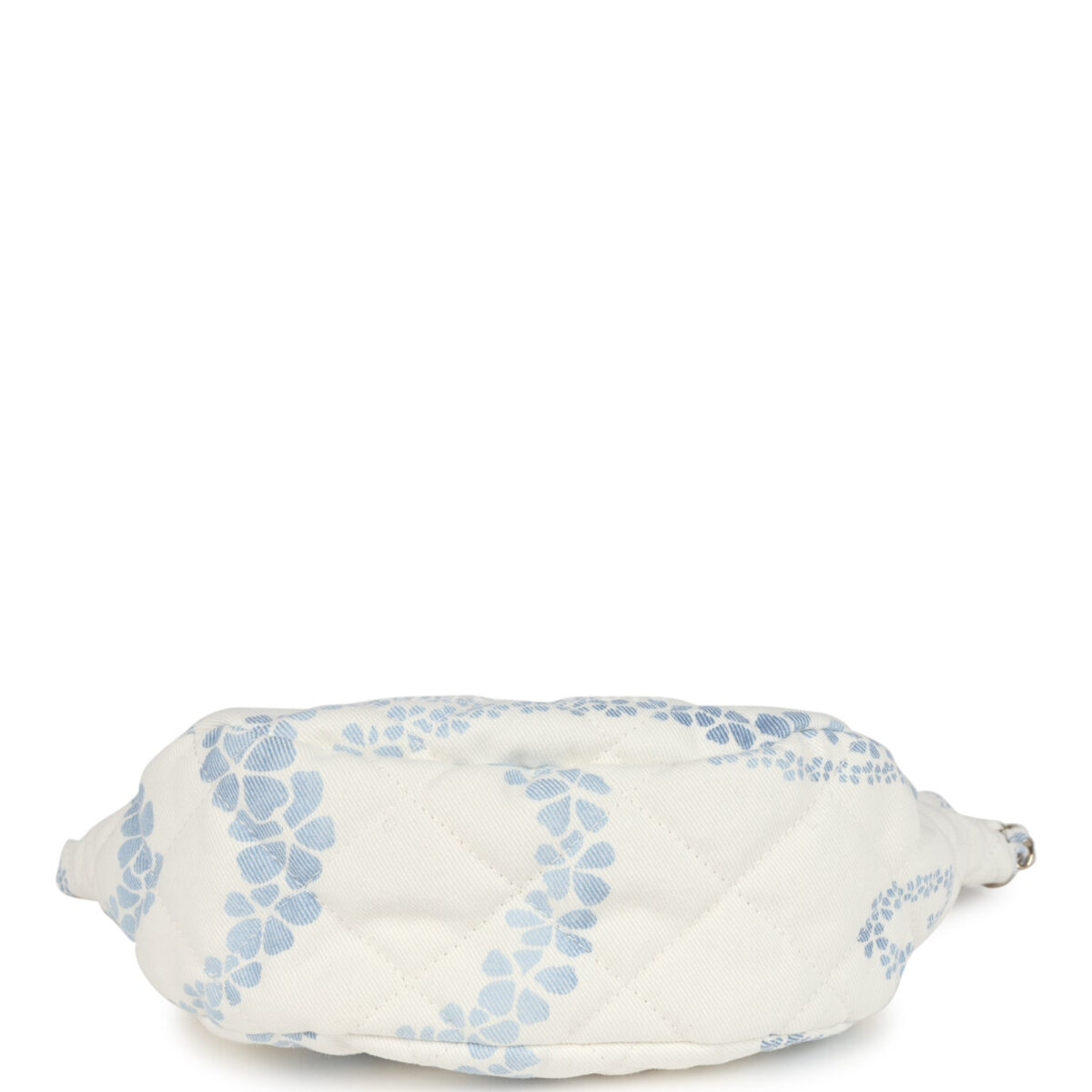 Chanel Large Coco Beach Hobo Bag in White and Blue Denim Light Gold Hardware — изображение 6