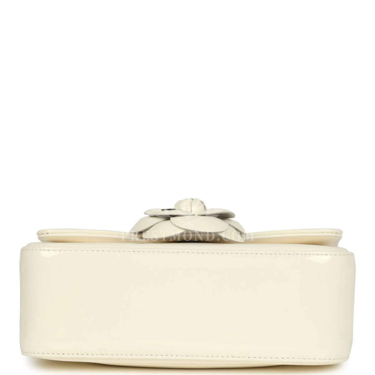 Chanel Mini Camellia Flap Bag Off White Patent Silver Hardware — изображение 6