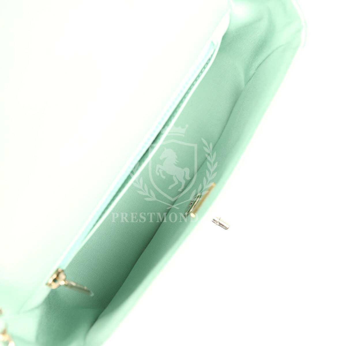 Chanel Candy Heart Mini Flap Bag Turquoise Lambskin Enamel and Light Gold Hardware — изображение 10