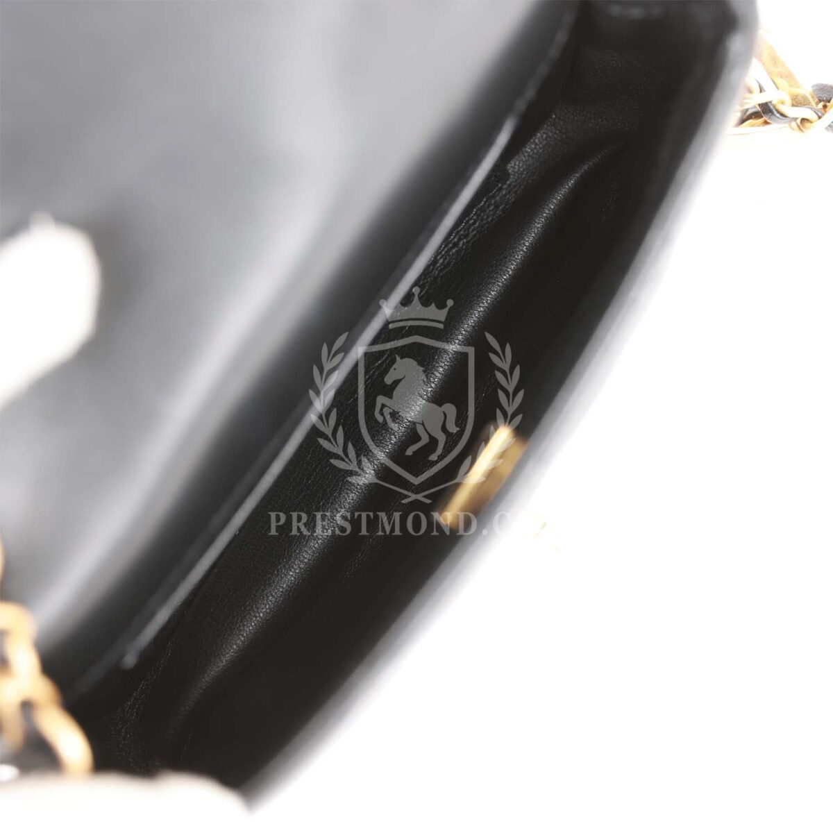 Chanel Mini Rectangular Heart Flap Bag Black Lambskin Aged Gold Hardware — изображение 9