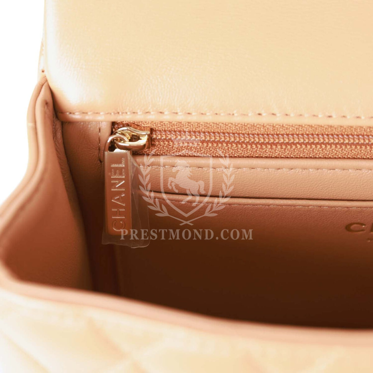 Chanel Mini Rectangular Flap with Top Handle Caramel Lambskin Light Gold Hardware — изображение 10