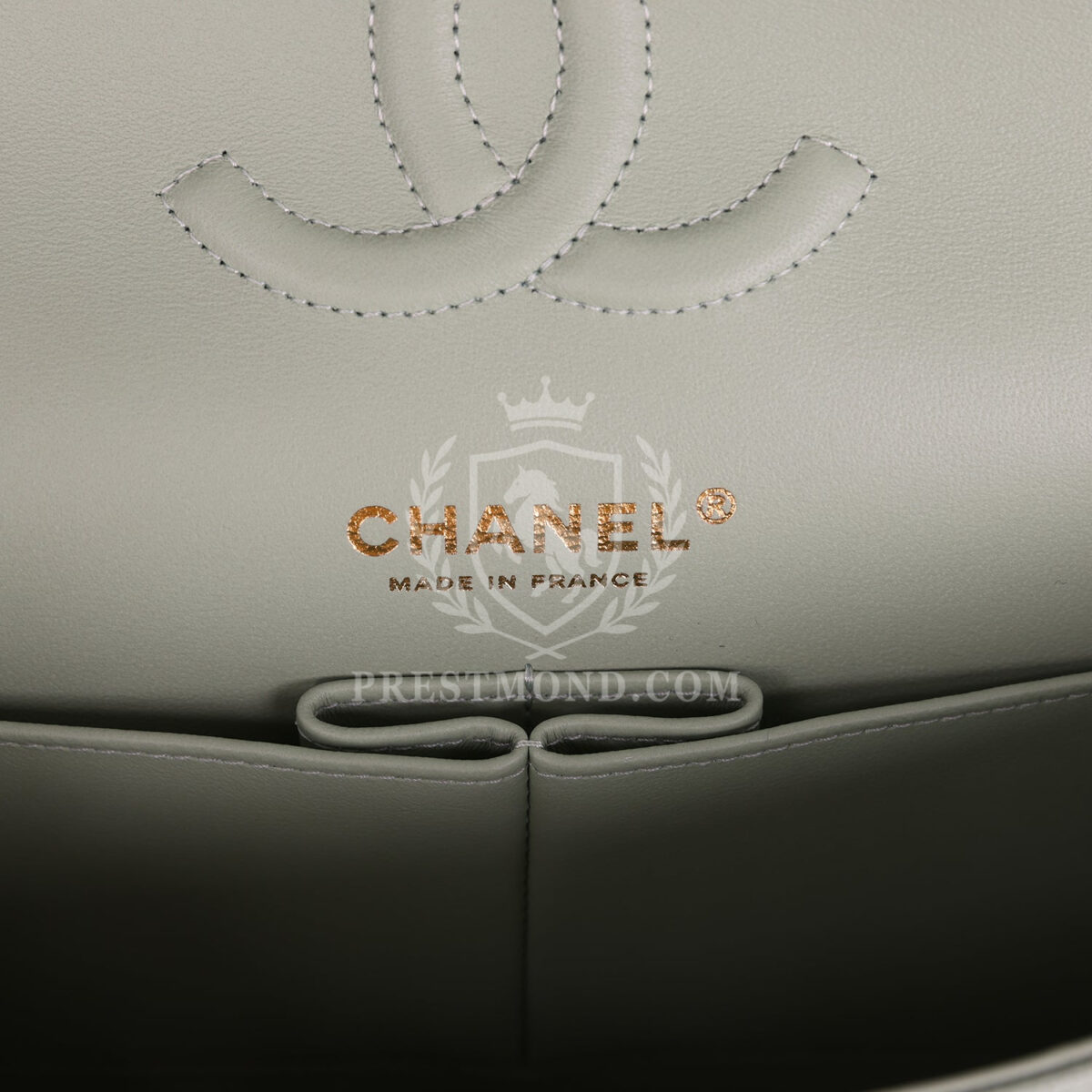 Chanel Medium Classic Double Flap Bag Light Green Caviar Light Gold Hardware — изображение 8