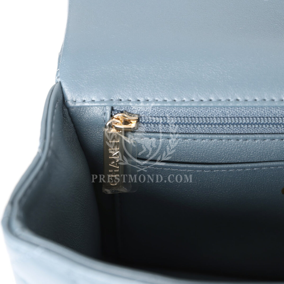 Chanel Mini Rectangular Flap with Top Handle Blue Lambskin Light Gold Hardware — изображение 10