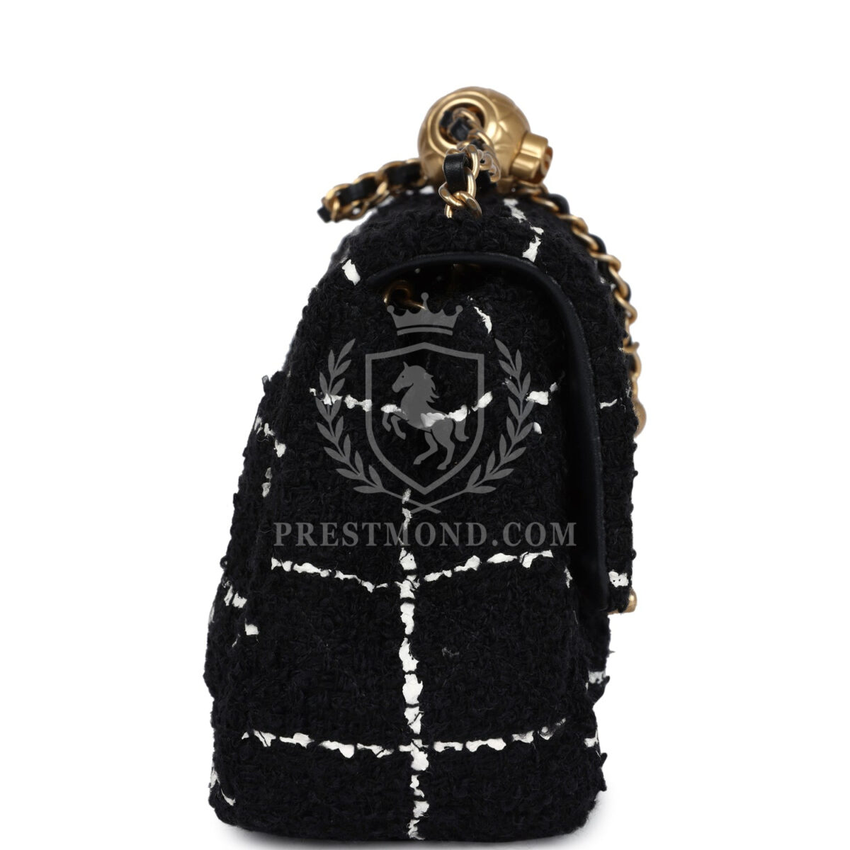 Chanel Mini Pearl Crush Square Flap Bag White and Black Tweed Antique Gold Hardware — изображение 3