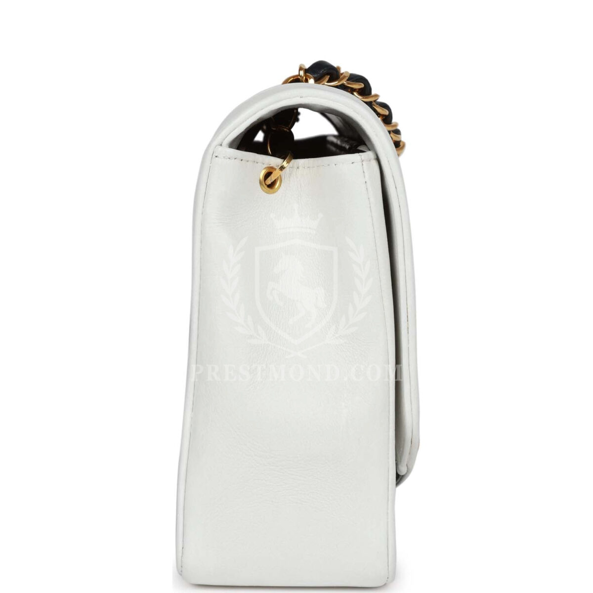 Vintage Chanel Small Diana Flap Bag White and Navy Lambskin Gold Hardware — изображение 3