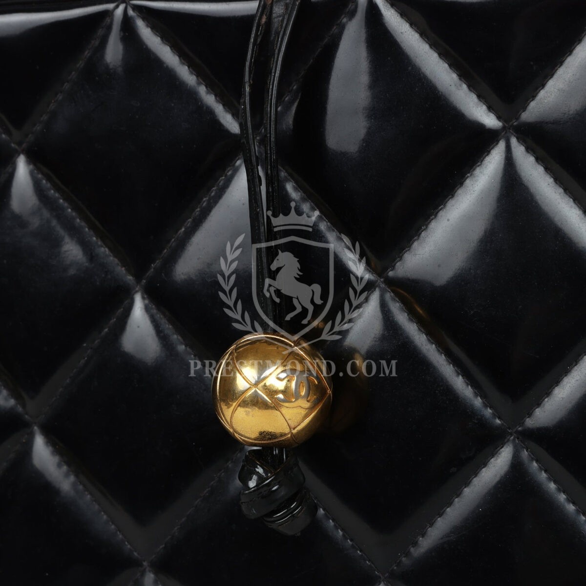 Vintage Chanel Lunchbox Vanity Black Patent Leather Gold Hardware — изображение 6