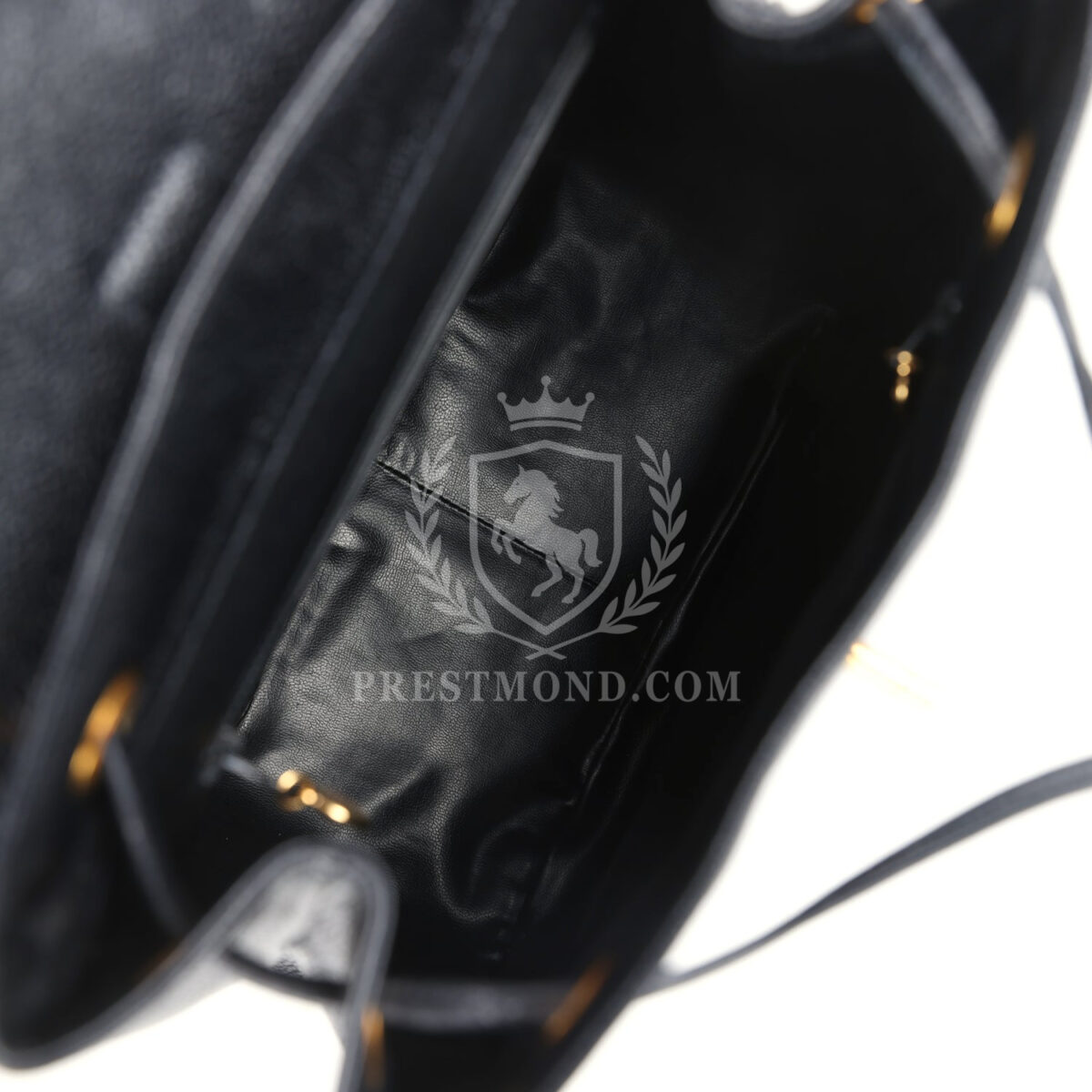 Vintage Chanel Medium CC Backpack Black Caviar Gold Hardware — изображение 11
