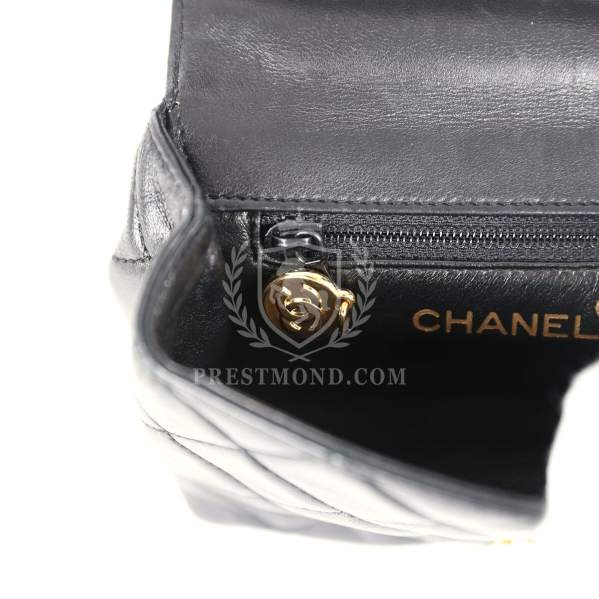 Vintage Chanel Mini Camellia Flap Bag Black Lambskin Gold Hardware — изображение 10
