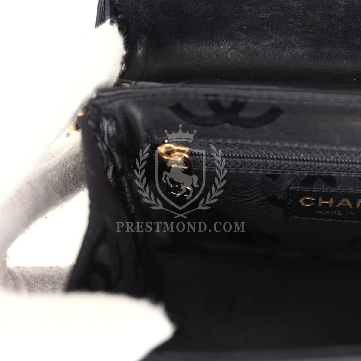 Vintage Chanel Mini Evening Handbag Bag Black Satin Gold Hardware — изображение 9