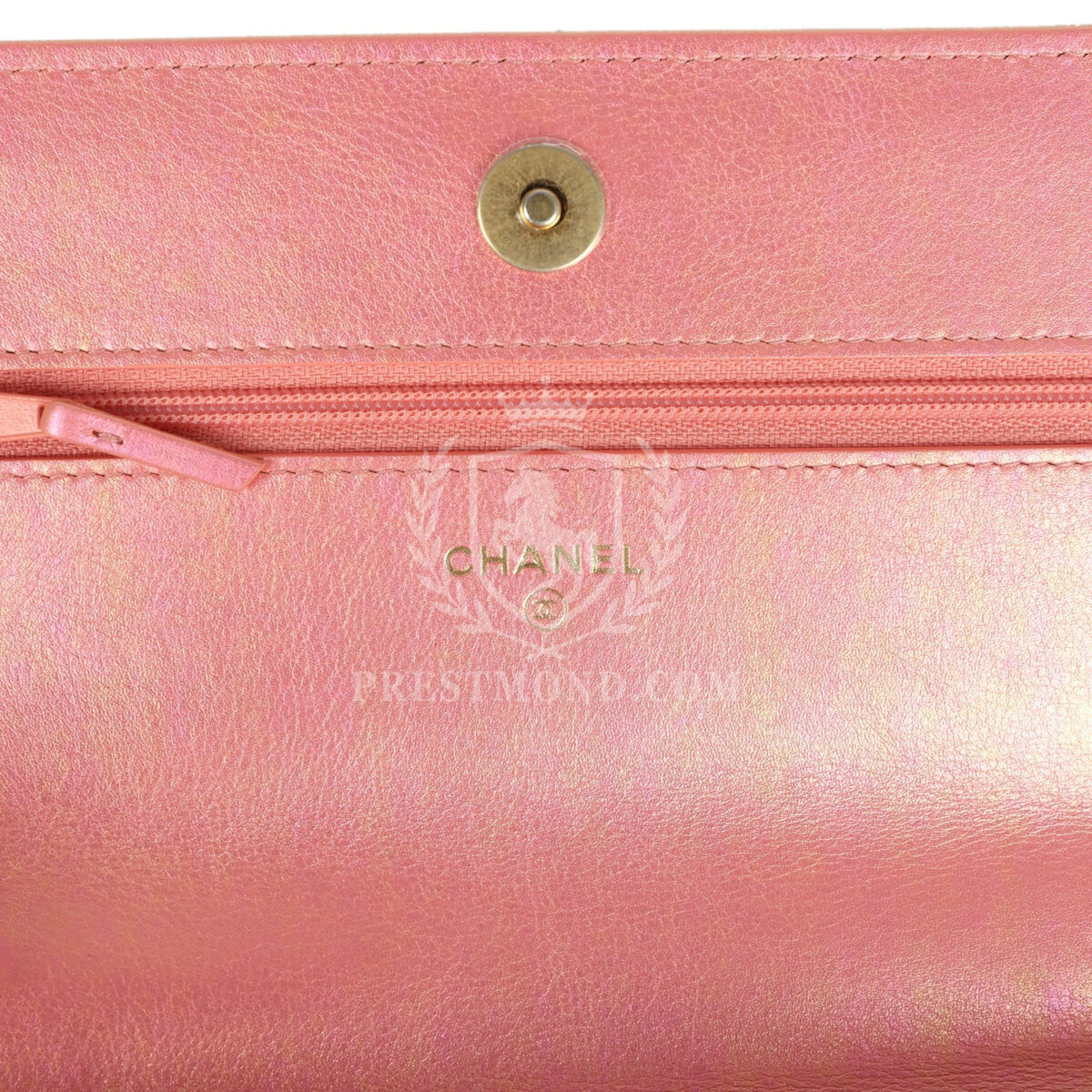 Chanel 19 Wallet On Chain WOC Pink Iridescent Shiny Lambskin Mixed Metal Hardware — изображение 8