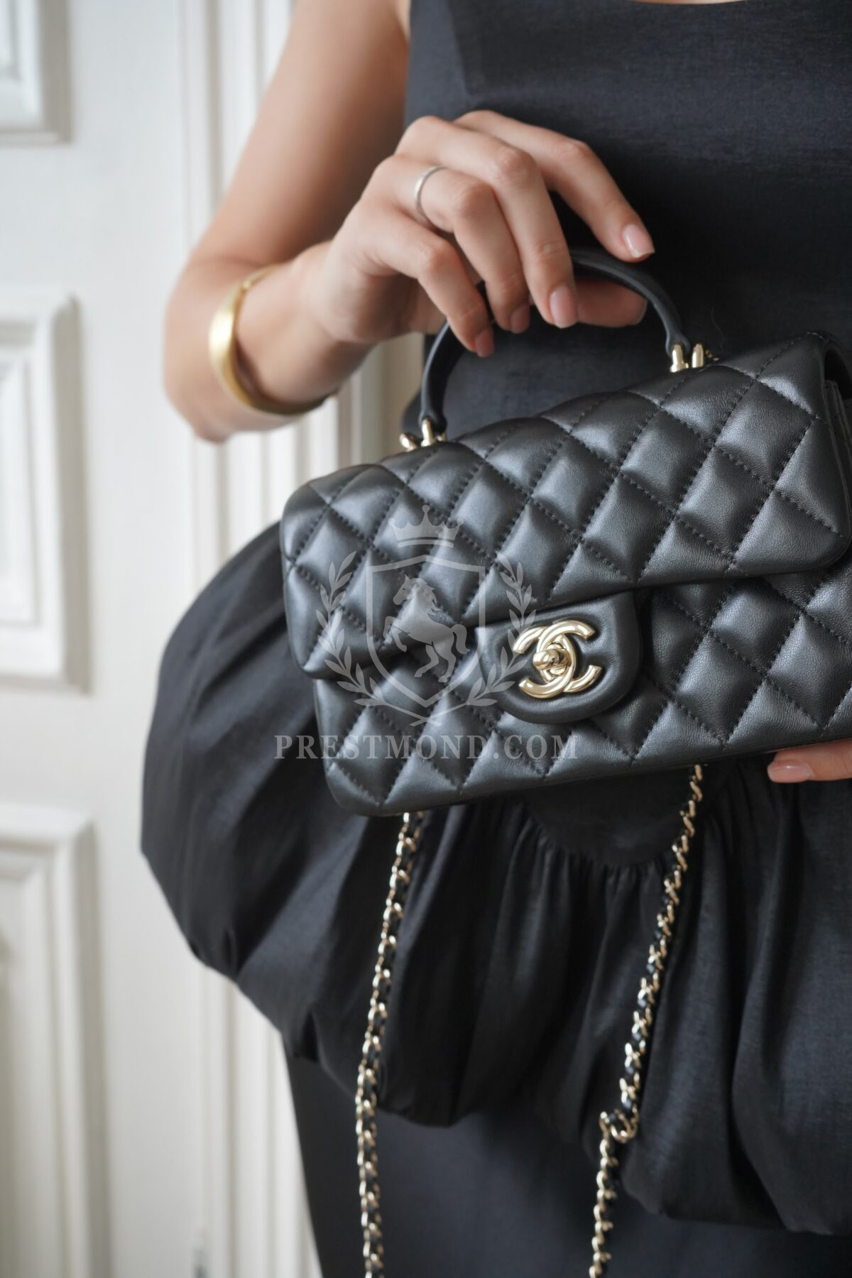 Chanel Classic Mini With Top Handle — изображение 7