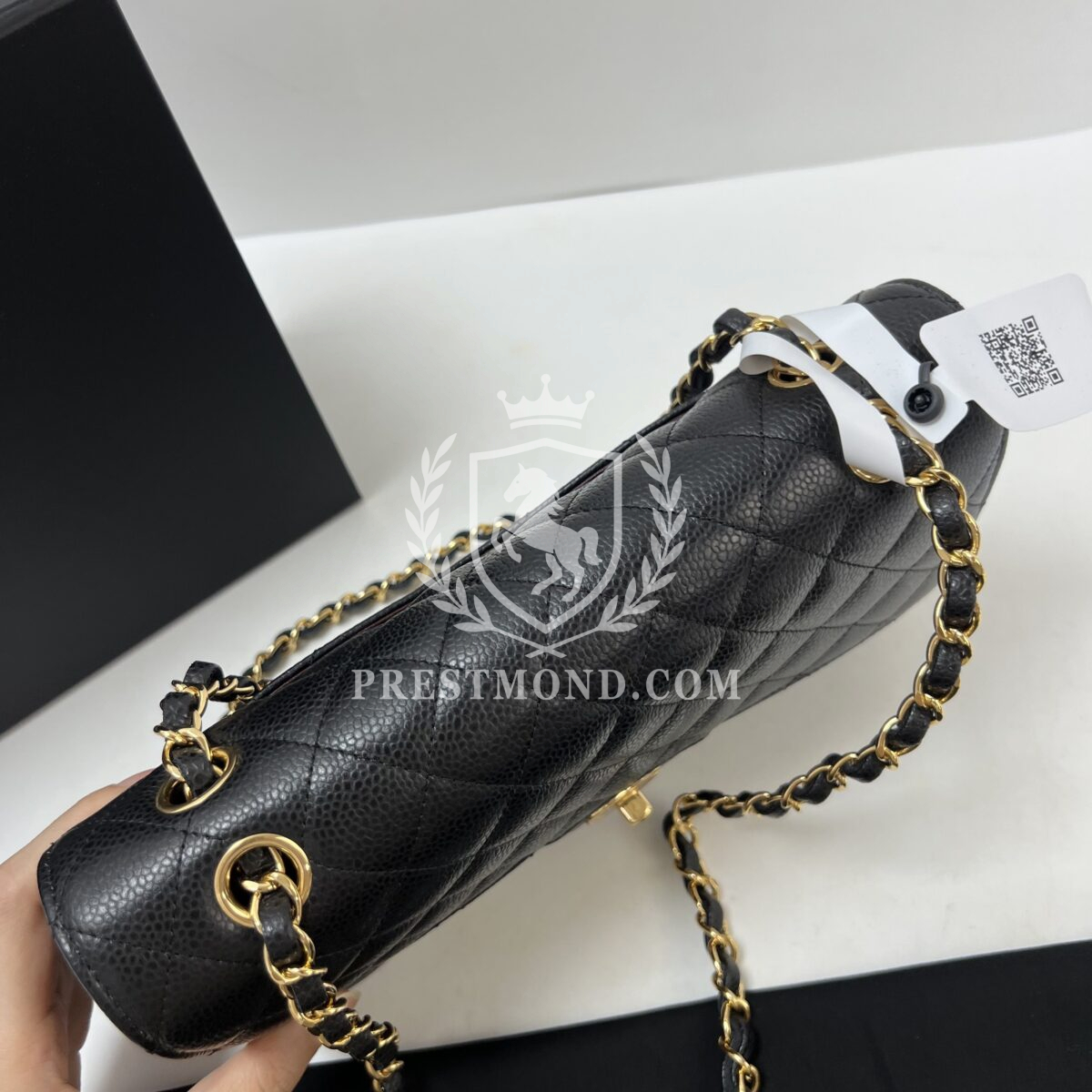 Chanel 11.12 Medium Classic Flap Bag — изображение 8