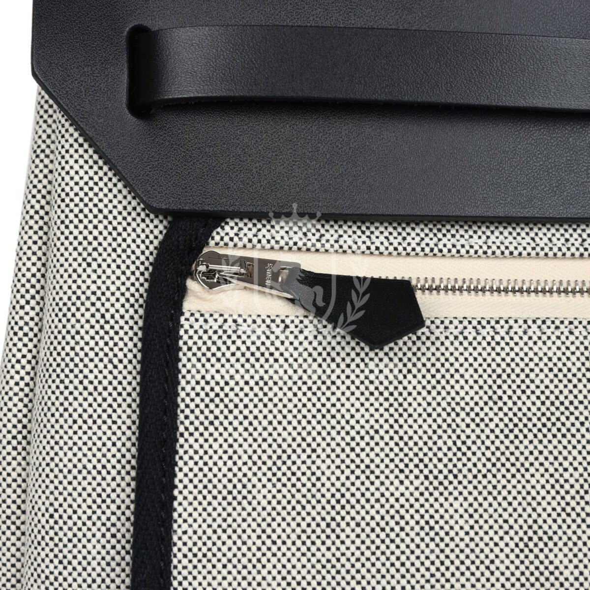 Hermes Herbag Zip 31 PM Hobnailed Black and Ecru Printed H Plume Canvas and Vache Hunter PHW — изображение 12