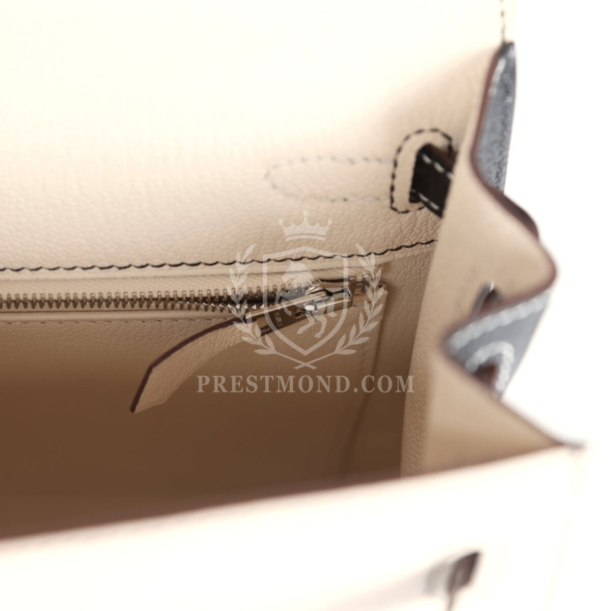 Hermes Special Order (HSS) Kelly Sellier 25 Nata and Black Chevre Mysore Brushed PHW — изображение 9