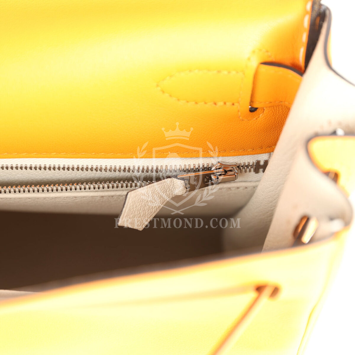 Hermes Special Order (HSS) Kelly Retourne 28 Jaune D'Or Swift Brushed PHW — изображение 9