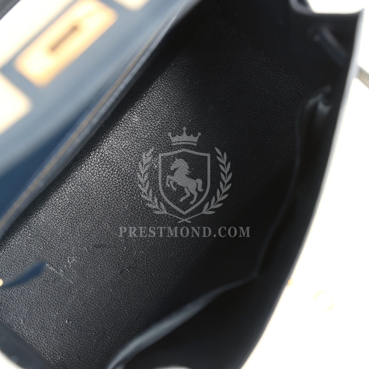 Vintage Hermes Kelly Sellier 28 Bleu Marine Courchevel and Ecru Crinoline GHW — изображение 8