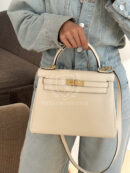Kelly 28 Nata Togo GHW