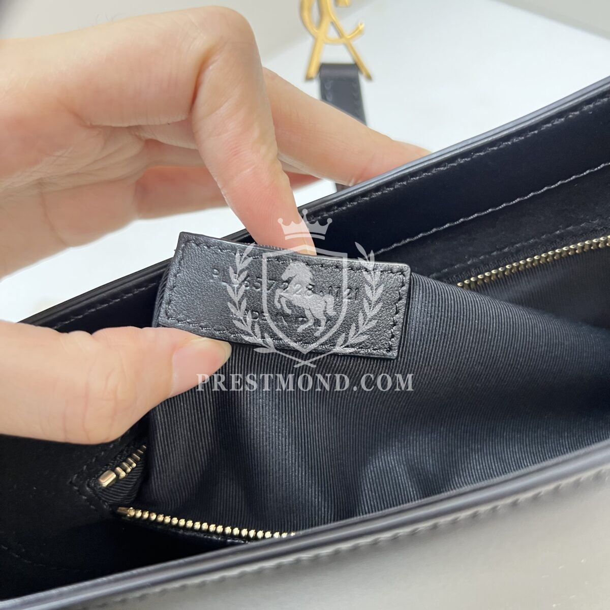 YSL Le 5 à 7 Hobo Bag in smooth leather — изображение 14