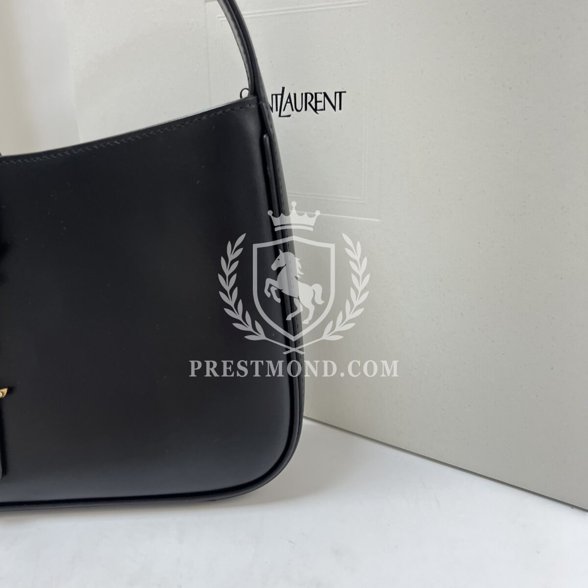 YSL Le 5 à 7 Hobo Bag in smooth leather — изображение 13